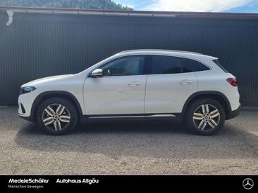 Mercedes EQA 250 — photo 7