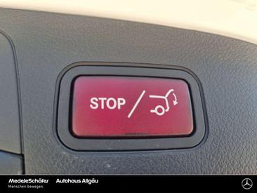 Mercedes EQA 250 — photo 16