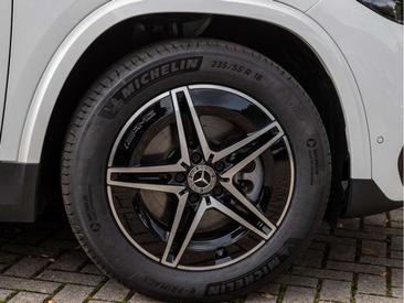 Mercedes EQA 250 — photo 7
