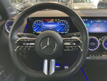 Mercedes EQB 250 — photo 20