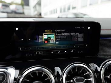 Mercedes EQB 250 — photo 10
