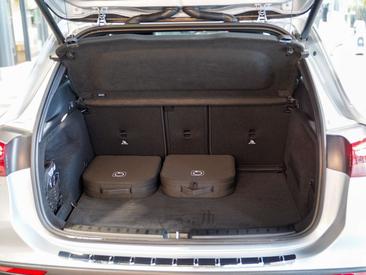 Mercedes GLA 250e — photo 5