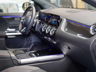 Mercedes GLA 250e — photo 11