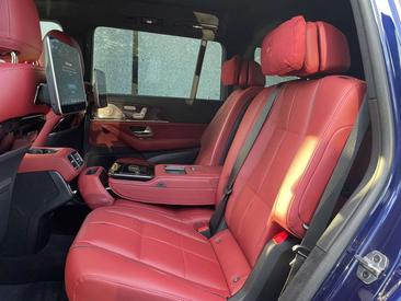 Mercedes GLS 450 D 4MATIC — photo 19