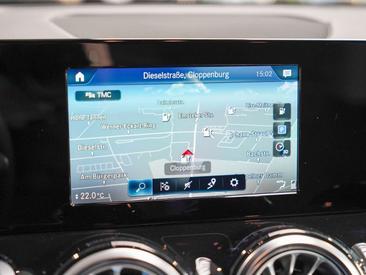 Mercedes EQB 250 — photo 18
