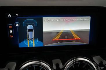 Mercedes EQA 300 4MATIC — photo 39