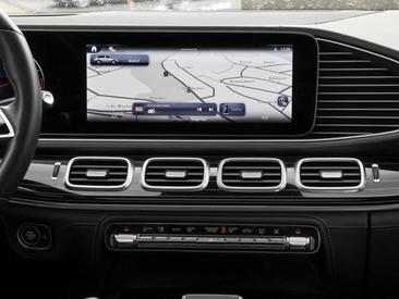 Mercedes-Benz Maybach GLS 600 4MATIC — photo 9