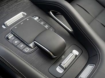 Mercedes GLS 350 Premium Plus — photo 11