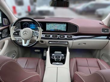 Mercedes-Benz Maybach GLS 600 4MATIC — photo 11