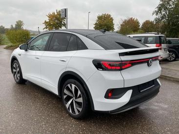 Volkswagen ID.5 Coupé SUV Pro — photo 3