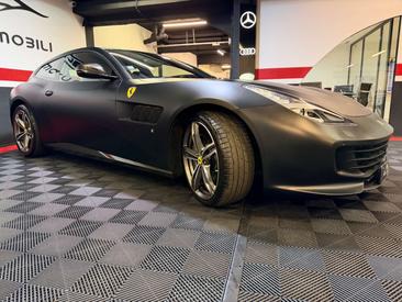 Ferrari GTC4Lusso — photo 4