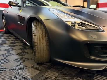 Ferrari GTC4Lusso — photo 6