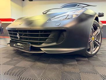 Ferrari GTC4Lusso — photo 8