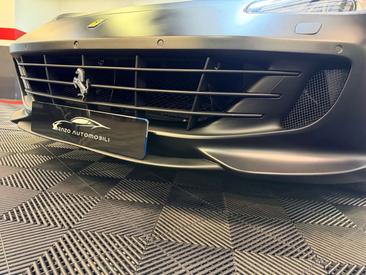 Ferrari GTC4Lusso — photo 9