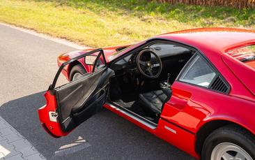 Ferrari 308 GTBi — photo 23