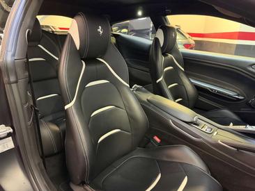 Ferrari GTC4Lusso — photo 33