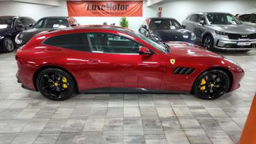 Ferrari GTC4Lusso — photo 6
