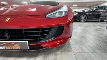 Ferrari GTC4Lusso — photo 8