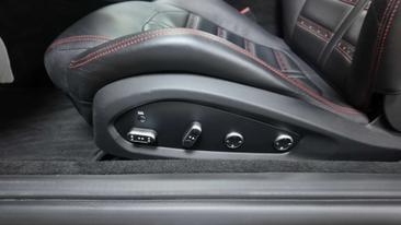 Ferrari GTC4Lusso — photo 21
