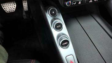 Ferrari GTC4Lusso — photo 41