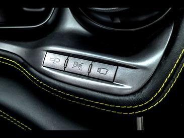 Ferrari GTC4Lusso — photo 26