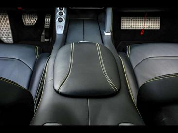Ferrari GTC4Lusso — photo 30