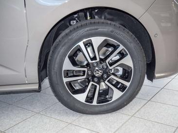 Volkswagen Multivan Van 2.0 TDI — photo 5