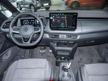 Volkswagen Multivan Van 2.0 TDI — photo 6