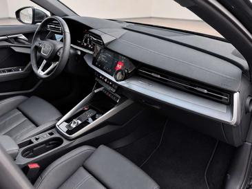 Audi S3 Sportback TFSI — photo 9