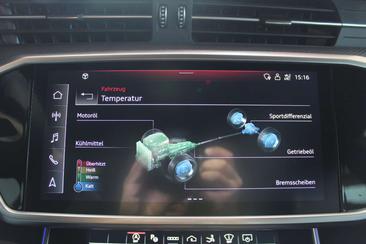 Audi RS7 — photo 18