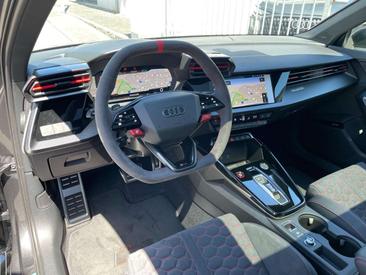 Audi RS3 Sportback — photo 3