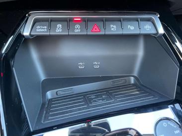 Audi RS3 Sportback — photo 14