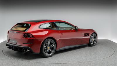 Ferrari GTC4Lusso