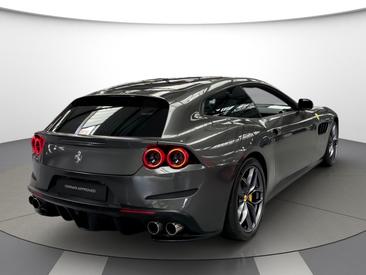 Ferrari GTC4Lusso T — photo 3