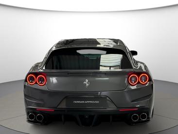 Ferrari GTC4Lusso T — photo 4