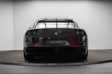 Ferrari GTC4Lusso T — photo 4