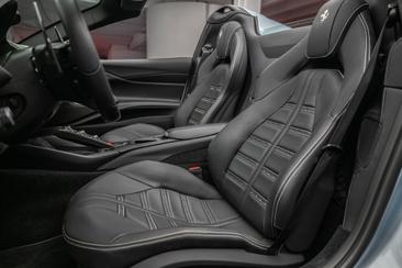 Ferrari 812 GTS 2023 Gris — photo 6