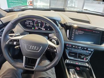 Audi E-tron GT Berline Quattro 350 KW — photo 10