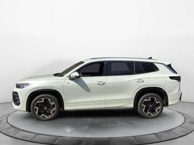 Volkswagen Tayron EHybrid 272