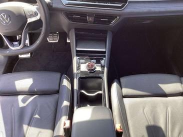 Volkswagen Tayron EHybrid 272 — photo 12