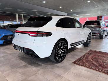 Porsche Macan Base — photo 3