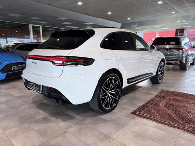 Porsche Macan Base