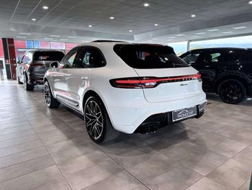 Porsche Macan Base — photo 4