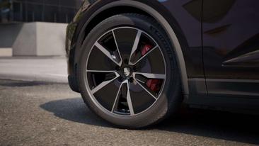 Porsche Macan 4S Electric — photo 11