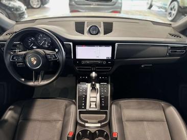 Porsche Macan Base — photo 9