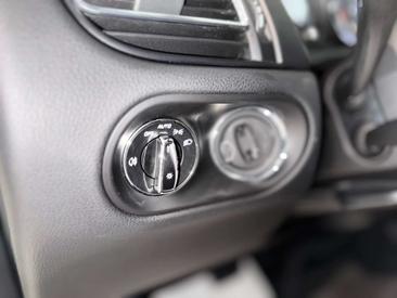Porsche Macan Base — photo 30