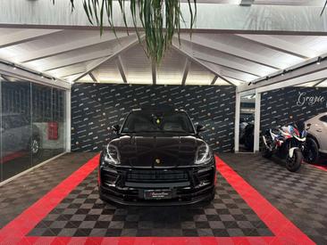 Porsche Macan Base — photo 2