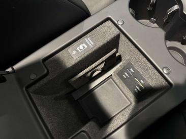 Porsche Macan Base — photo 49