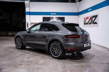 Porsche Macan Base — photo 4
