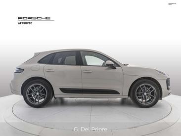 Porsche Macan Base — photo 7